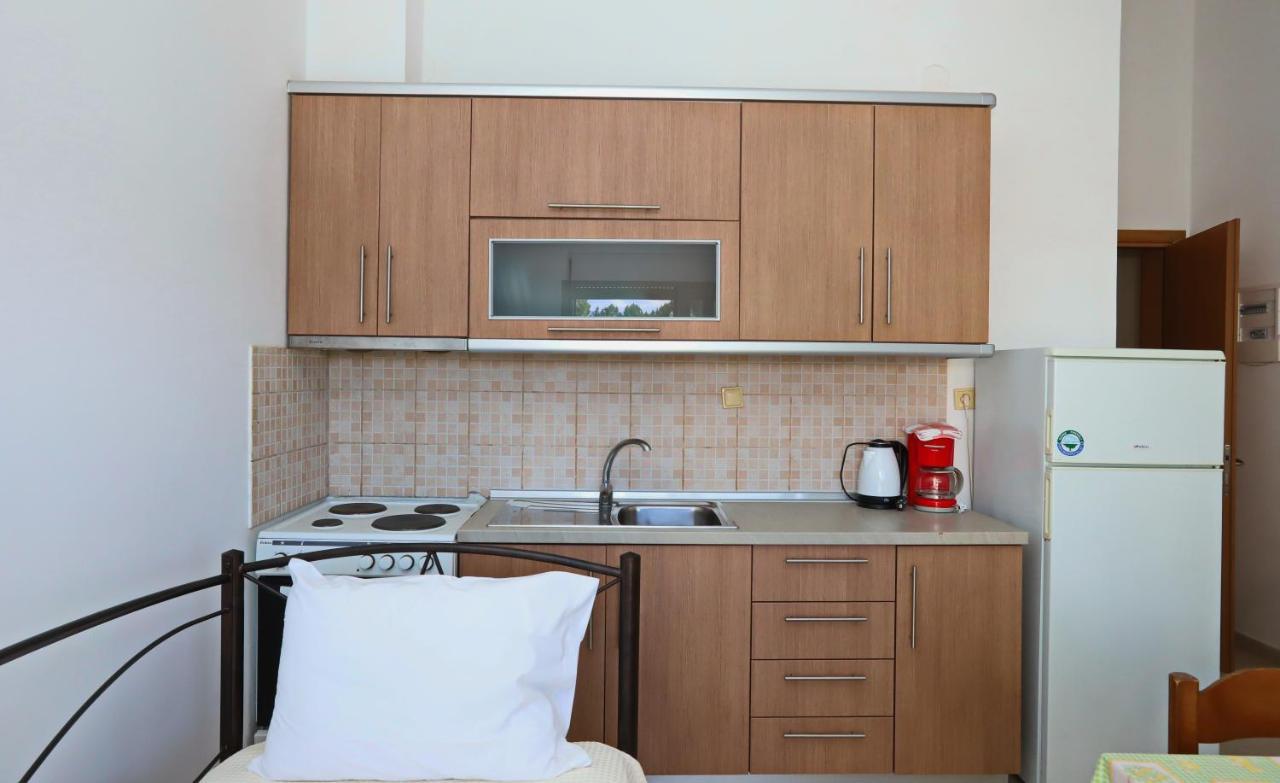 Katerina Apartments Keramoti  Exterior photo